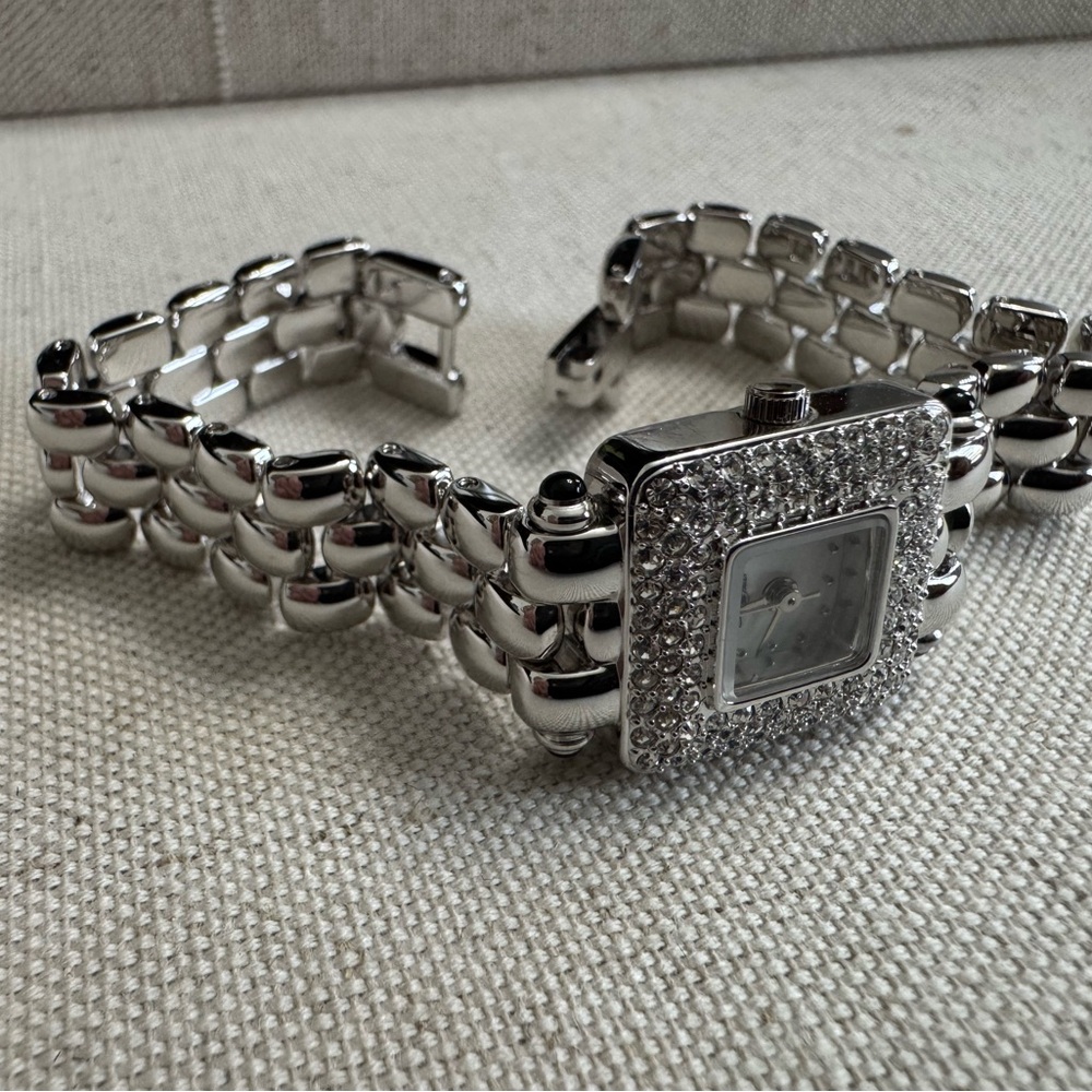 Vintage Suzanne Somers Stainless Silver  w/Crystal Surrounded Square Face Watch